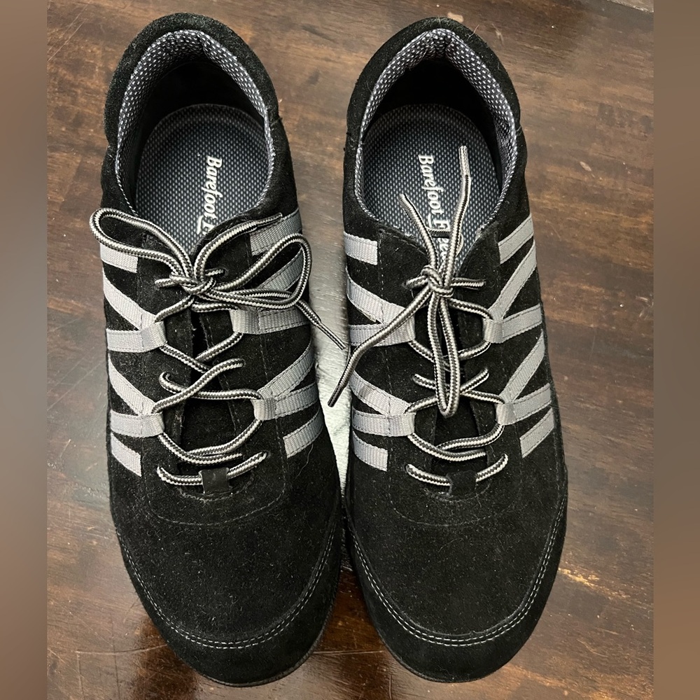BAREFOOT FREEDOM BLACK SUEDE SNEAKERS SZ 9W